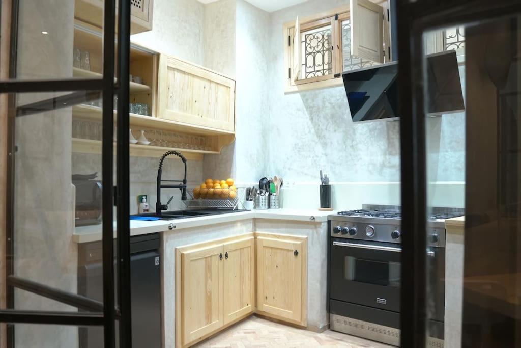 Riad Zhor Tanger - Medina Luaran gambar