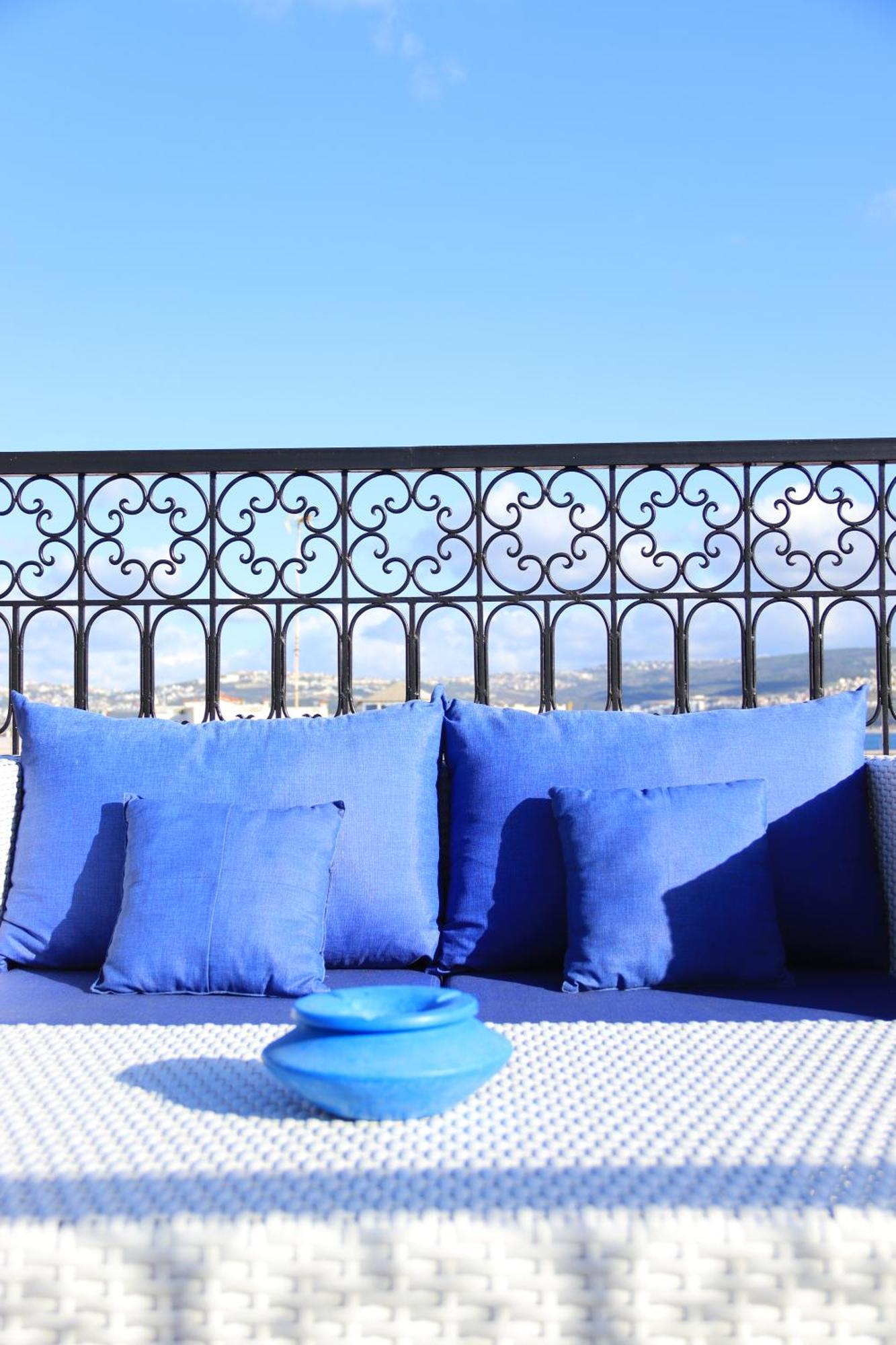 Riad Zhor Tanger - Medina Luaran gambar