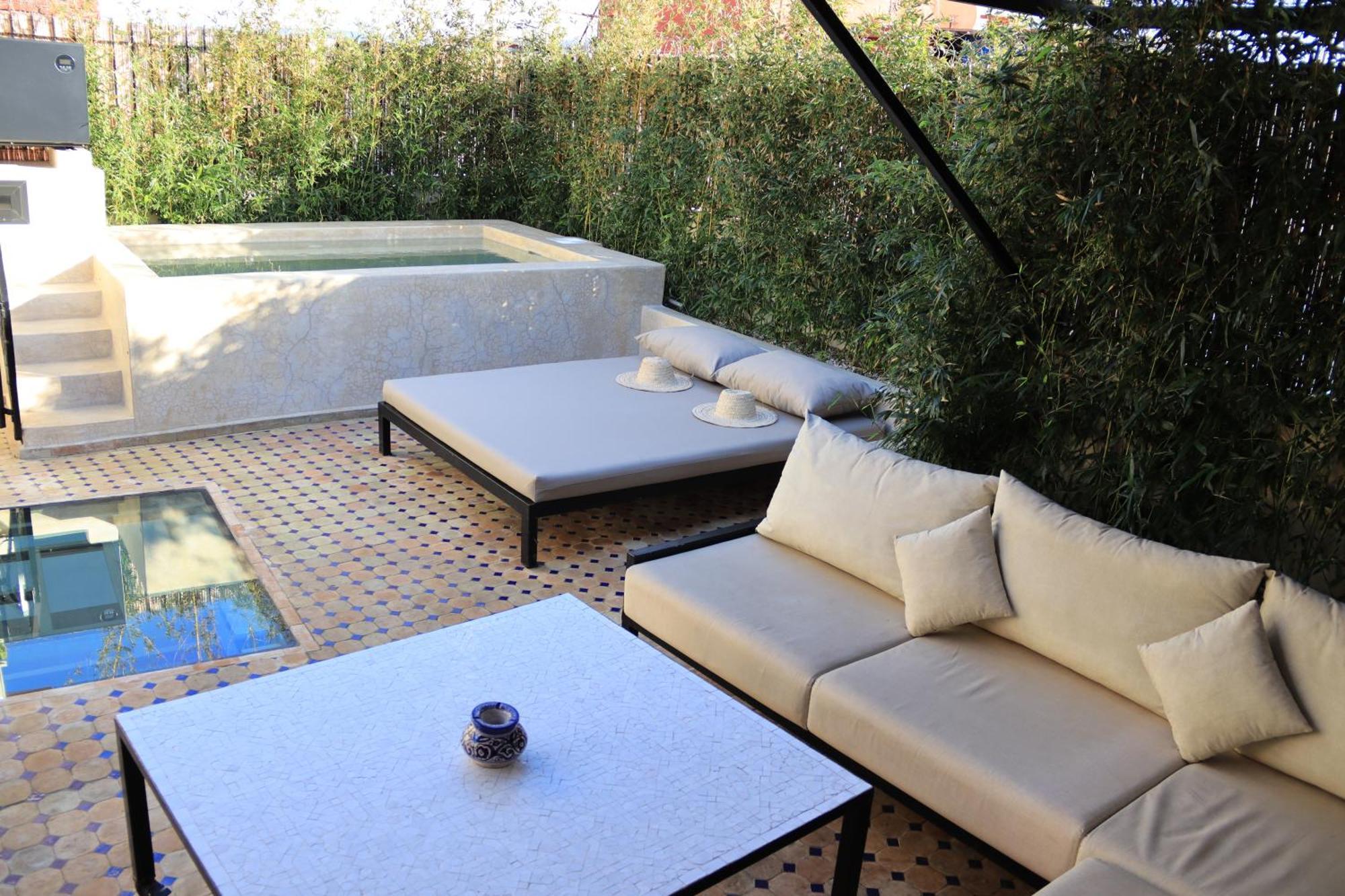 Riad Zhor Tanger - Medina Luaran gambar